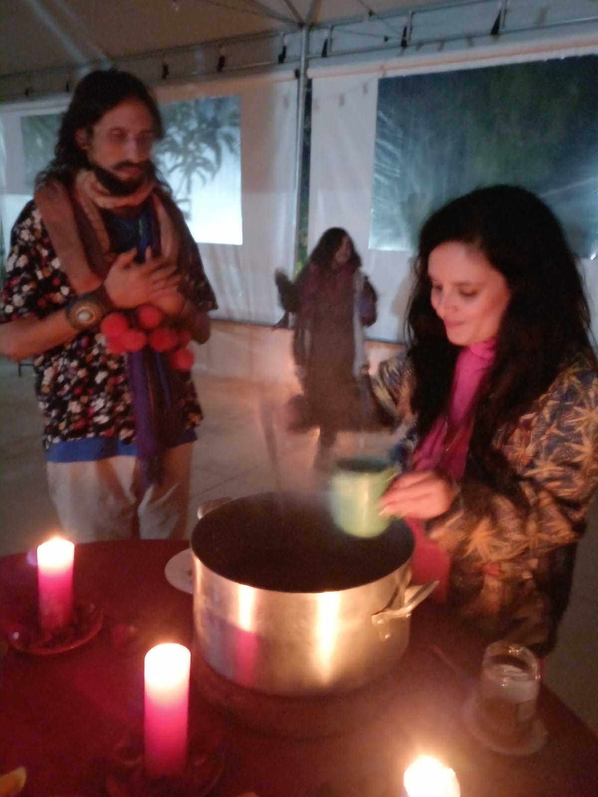 Cerimônia do cacau à luz de velas